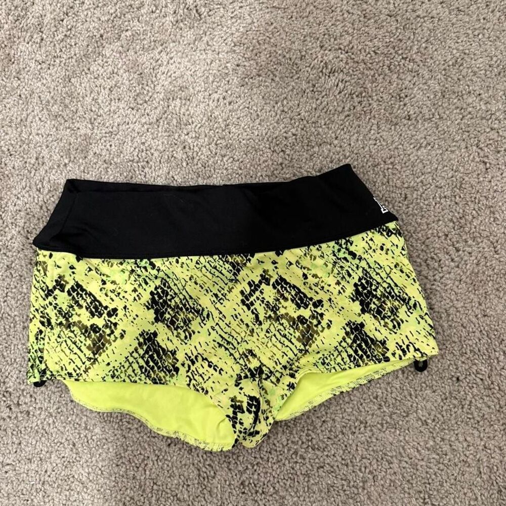Victoria-s-secret-pink Women's multi Shorts